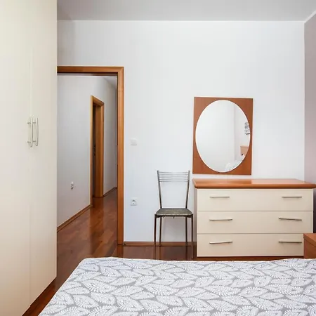 Apartamento Fucane Two Bedroom *